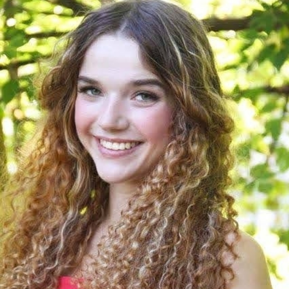 Meet your Posher, Lucie